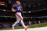 NEW ORLEANS - JANUARY 01:  Quarterback Tim Tebow #15 of the Florida Gators warms up on the field before the Allstate Sugar Bowl against the Cincinnati Bearcats at the Louisana Superdome on January 1, 2010 in New Orleans, Louisiana.  (Photo by Kevin C. Cox/Getty Images)