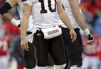 KANSAS CITY, MO - DECEMBER 20:  Quarterback Brady Quinn #10 of the Cleveland Browns looks to the sideline during their NFL game against the Kansas City Chiefs on December 20, 2009 at Arrowhead Stadium in Kansas City, Missouri. The Browns defeated the Chiefs 41-34. (Photo by Jamie Squire/Getty Images)
