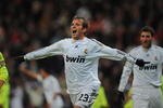 MADRID, SPAIN - DECEMBER 19: Rafael Van Der Vaart of Real Madrid celebrates after scoring Real first goal during the La Liga match between Real Madrid and Real Zaragoza at the Santiago Bernabeu stadium on December 19, 2009 in Madrid, Spain.  (Photo by Denis Doyle/Getty Images)