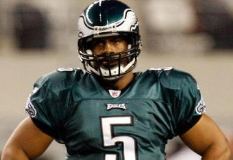 ARLINGTON, TX - JANUARY 03:  Quarterback Donovan McNabb #5 of the Philadelphia Eagles at Cowboys Stadium on January 3, 2010 in Arlington, Texas.  (Photo by Ronald Martinez/Getty Images)