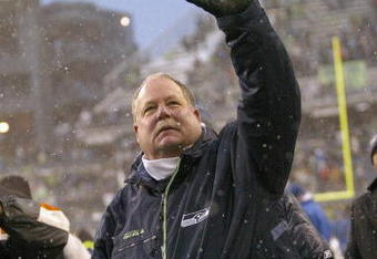 SEATTLE - DECEMBER 21: Head coach Mike Holmgrem of the Seattle Seahawks waves to fans after his final home game as head coach against the New York Jets on December 21, 2008 at Qwest Field in Seattle, Washington. The Seahawks defeated the Jets 13-3. (Photo by Otto Greule Jr/Getty Images)