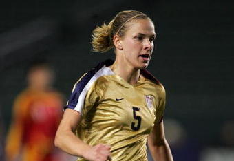 CARSON, CA - DECEMBER 13:  Lindsay Tarpley #5 of the USA paces the ball on the attack in the first half during their international friendly match against China at The Home Depot Center on December 13, 2008 in Carson, California. The USA defeated China 1-0.  (Photo by Victor Decolongon/Getty Images)