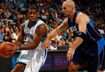 NEW ORLEANS - NOVEMBER 04:  Chris Paul #3 of the New Orleans Hornets drives the ball around Jason Kidd #2 of the Dallas Mavericks at New Orleans Arena on November 4, 2009 in New Orleans, Louisiana.  NOTE TO USER: User expressly acknowledges and agrees that, by downloading and or using this photograph, User is consenting to the terms and conditions of the Getty Images License Agreement.  (Photo by Chris Graythen/Getty Images)