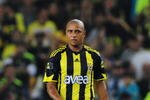 ISTANBUL, TURKEY - OCTOBER 25:  Roberto Carlos of Fenerbahce during the Turkish Super League match between Fenerbahce and Galatasaray held on October 25, 2009 at Sukru Saracoglu Stadium in Istanbul, Turkey. (Photo by Mustafa Ozer/EuroFootball/Getty Images)