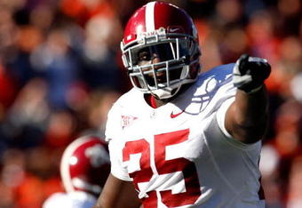 AUBURN, AL - NOVEMBER 27:  Rolando McClain #25 of the Alabama Crimson Tide against the Auburn Tigers at Jordan-Hare Stadium on November 27, 2009 in Auburn, Alabama.  (Photo by Kevin C. Cox/Getty Images)