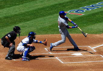 LOS ANGELES, CA - AUGUST 23: Aramis Ramirez #16 of the Chicago Cubs hits the ball against the Los Angeles Dodgers on August 23, 2009 at Dodger Stadium in Los Angeles, California. The Cubs defeated the Dodgers 3-1.  (Photo by Jacob de Golish/Getty Images)