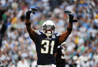 SAN DIEGO - JANUARY 17:  Cornerback Antonio Cromartie #31 of the San Diego Chargers reacts to a play during the AFC Divisional Playoff Game against the New York Jets at Qualcomm Stadium on January 17, 2010 in San Diego, California.  (Photo by Robert Laberge/Getty Images)