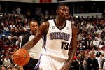 SACRAMENTO, CA - DECEMBER 23:  Tyreke Evans #13 of the Sacramento in action against the Cleveland Cavaliers during an NBA game at ARCO Arena on December 23, 2009 in Sacramento, California.  NOTE TO USER: User expressly acknowledges and agrees that, by downloading and/or using this Photograph, user is consenting to the terms and conditions of the Getty Images License Agreement.  (Photo by Jed Jacobsohn/Getty Images)