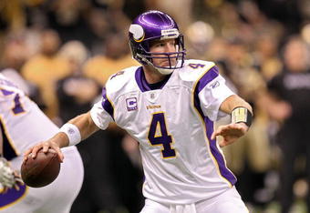 NEW ORLEANS - JANUARY 24:  Brett Favre #4 of the Minnesota Vikings drops back to pass against the New Orleans Saints during the NFC Championship Game at the Louisana Superdome on January 24, 2010 in New Orleans, Louisiana.  (Photo by Ronald Martinez/Getty Images)