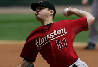 CHICAGO - JUNE 10:  Starting pitcher Wandy Rodriguez #51 of the Houston Astros delivers the ball against the Chicago White Sox on June 10, 2007 at U.S. Cellular Field in Chicago, Illinois. The White Sox defeated the Astros 6-3. (Photo by Jonathan Daniel/Getty Images) 