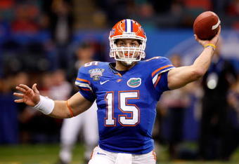 NEW ORLEANS - JANUARY 01:  Quarterback Tim Tebow #15 of the Florida Gators throws a pass against the Cincinnati Bearcats during the Allstate Sugar Bowl at the Louisana Superdome on January 1, 2010 in New Orleans, Louisiana.  (Photo by Kevin C. Cox/Getty Images)