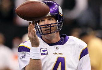 NEW ORLEANS - JANUARY 24:  Brett Favre #4 of the Minnesota Vikings warms up against the New Orleans Saints during the NFC Championship Game at the Louisiana Superdome on January 24, 2010 in New Orleans, Louisiana. The Saints won 31-28 in overtime.  (Photo by Jed Jacobsohn/Getty Images)