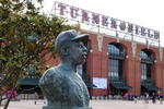 ATLANTA - APRIL 10: A bust of Hall of Famer Hank Aaron greets fans in a plaza outside Turner Field as the Atlanta Braves play against the Washington Nationals in a home opener April 10, 2009 in Atlanta, Georgia.  (Photo by Al Messerschmidt/Getty Images)