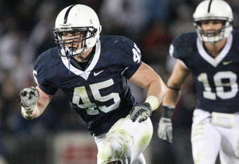 STATE COLLEGE, PA - NOVEMBER 7: Linebacker Sean Lee #45 of the Penn State Nittany Lions rushes the line of scrimmage during a game against the Ohio State Buckeyes on November 7, 2009 at Beaver Stadium in State College, Pennsylvania. Ohio State won 24-7. (Photo by Hunter Martin/Getty Images)