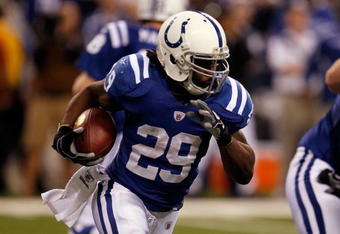INDIANAPOLIS - JANUARY 24:  Running back Joseph Addai #29 of the Indianapolis Colts runs the ball against the New York Jets during the AFC Championship Game at Lucas Oil Stadium on January 24, 2010 in Indianapolis, Indiana. The Colts defeated the Jets 30-17.  (Photo by Jonathan Daniel/Getty Images)