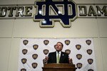 Notredameintroducesbriankellyfuhyvra9afhl_crop_150x100