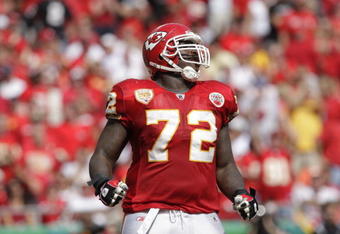 KANSAS CITY, MO - SEPTEMBER 20:  Glenn Dorsey #72 of the Kansas City Chiefs reacts during the game against the Oakland Raiders at Arrowhead Stadium on September 20, 2009 in Kansas City, Missouri. (Photo by Jamie Squire/Getty Images)