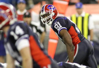 TORONTO - DECEMBER 3: Terrell Owens #81 of the Buffalo Bills lines up on offense against the New York Jets at Rogers Centre on December 3, 2009 in Toronto, Canada.  (Photo by Rick Stewart/Getty Images)