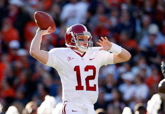 AUBURN, AL - NOVEMBER 27:  Quarterback Greg McElroy #12 of the Alabama Crimson Tide against the Auburn Tigers at Jordan-Hare Stadium on November 27, 2009 in Auburn, Alabama.  (Photo by Kevin C. Cox/Getty Images)