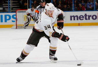 ATLANTA - JANUARY 26:  James Wisniewski #34 of the Anaheim Ducks against the Atlanta Thrashers at Philips Arena on January 26, 2010 in Atlanta, Georgia.  (Photo by Kevin C. Cox/Getty Images)