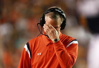 BATON ROUGE, LA - OCTOBER 20:  Head coach Tommy Tubberville of the Auburn Tigers hangs his head while taking on the LSU Tigers at Tiger Stadium on October 20, 2007 in Baton Rouge, Louisiana. LSU defeated Auburn 30-24.  (Photo by Doug Benc/Getty Images)