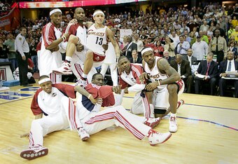 Cavspose3_crop_340x234