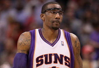 PHOENIX - JANUARY 26:  Amar'e Stoudemire #1 of the Phoenix Suns during the NBA game against the Charlotte Bobcats at US Airways Center on January 26, 2010 in Phoenix, Arizona. The Bobcats defeated the Suns in overtime 114-109.  NOTE TO USER: User expressly acknowledges and agrees that, by downloading and or using this photograph, User is consenting to the terms and conditions of the Getty Images License Agreement.  (Photo by Christian Petersen/Getty Images)