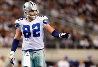ARLINGTON, TX - JANUARY 03:  Tight end Jason Witten #82 of the Dallas Cowboys at Cowboys Stadium on January 3, 2010 in Arlington, Texas.  (Photo by Ronald Martinez/Getty Images)
