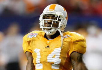 ATLANTA - DECEMBER 31:  Safety Eric Berry #14 of the Tennessee Volunteers gets ready for action during the Chick-Fil-A Bowl against the Virginia Tech Hokies at the Georgia Dome on December 31, 2009 in Atlanta, Georgia.  The Hokies beat the Volunteers 37-14.  (Photo by Mike Zarrilli/Getty Images)