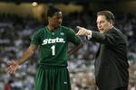 DETROIT - APRIL 06:  Head coach Tom Izzo of the Michigan State Spartans gestures as he talks with Kalin Lucas #1 in the first half against the North Carolina Tar Heels during the 2009 NCAA Division I Men's Basketball National Championship game at Ford Field on April 6, 2009 in Detroit, Michigan.  (Photo by Andy Lyons/Getty Images)