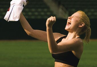7xbq840302elishacuthbertasbrandichastainli_crop_340x234