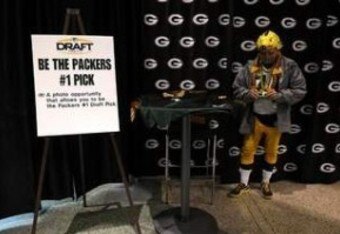 Draftparty300x205_crop_340x234