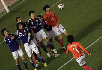 TOKYO - FEBRUARY 14:  Jae Sung Kim of South Korea in action during the East Asian Football Championship 2010 match between Japan and South Korea at the National Stadium on February 14, 2010 in Tokyo, Japan.  (Photo by Koichi Kamoshida/Getty Images)