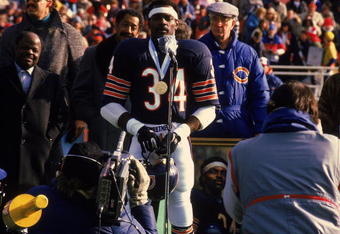Walter Payton #34 of the Chicago Bears talks to the crowd during his retirement ceremony before the game at Soldier Field in Chicago, Illinois.
