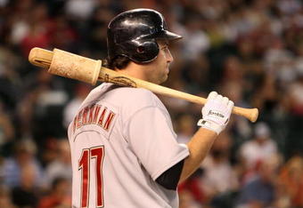 PHOENIX - JUNE 14:  Lance Berkman #17 of the Houston Astros waits on deck during the major league baseball game against the Arizona Diamondbacks  at Chase Field on June 14, 2009 in Phoenix, Arizona.   The Astros defeated the Diamondbacks 8-3.  (Photo by Christian Petersen/Getty Images)