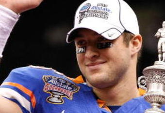 NEW ORLEANS - JANUARY 01:  Tim Tebow #15 of the Florida Gators hoist a trophy after defeating the Cincinnati Bearcats 24-51 in the Allstate Sugar Bowl at the Louisana Superdome on January 1, 2010 in New Orleans, Louisiana.  (Photo by Kevin C. Cox/Getty Images)