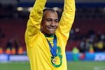 JOHANNESBURG, SOUTH AFRICA - JUNE 28: Gilberto Silva of Brazil celebrates during the 2009 Confederations Cup final match between Brazil and USA from Ellis Park on June 28, 2009 in Johannesburg, South Africa. (Photo by Lefty Shivambu/Gallo Images/Getty Images)