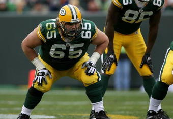GREEN BAY, WI - NOVEMBER 16:  Offensive tackle Mark Tauscher #65 of the Green Bay Packers is ready to protect the line of scrimmage against the Chicago Bears during NFL action at Lambeau Field on November 16, 2008 in Green Bay, Wisconsin. The Packers defeated the Bears 37-3.  (Photo by Doug Pensinger/Getty Images)