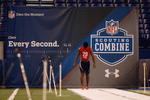 INDIANAPOLIS, IN - FEBRUARY 22:  Running back Kory Sheets of Purdue gets ready to run the 40 yard dash during the NFL Scouting Combine presented by Under Armour at Lucas Oil Stadium on February 22, 2009 in Indianapolis, Indiana. (Photo by Scott Boehm/Getty Images)