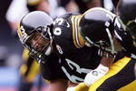 28 Sep 1997:  Center Dermontti Dawson #63 of the Pittsburgh Steelers in action during the Steelers 37-24 win over the Tennessee Oilers at Three Rivers Stadium in Pittsburgh, Pennsylvania. Mandatory Credit: Rick Stewart  /Allsport