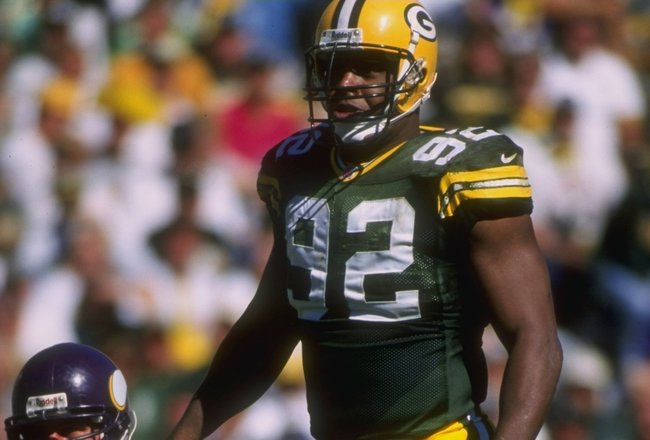 21 Sep 1997:  Reggie White #92 of the Green Bay Packers in action against the Minnesota Vikings at the Lambeau Field in Green Bay, Wisconsin.  The Packers defeated the Vikings 38-32. Mandatory Credit: Jonathan Daniel  /Allsport