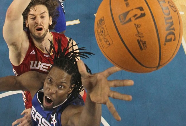 ARLINGTON, TX - FEBRUARY 14:  Chirs Bosh #4 of the Eastern Conference shoots against Pau Gasol #16 of  the Western Conference team during the NBA All-Star Game, part of 2010 NBA All-Star Weekend at Cowboys Stadium on February 14, 2010 in Arlington, Texas. NOTE TO USER: User expressly acknowledges and agrees that, by downloading and or using this photograph, User is consenting to the terms and conditions of the Getty Images License Agreement.  (Photo by Jed Jacobsohn/Getty Images)