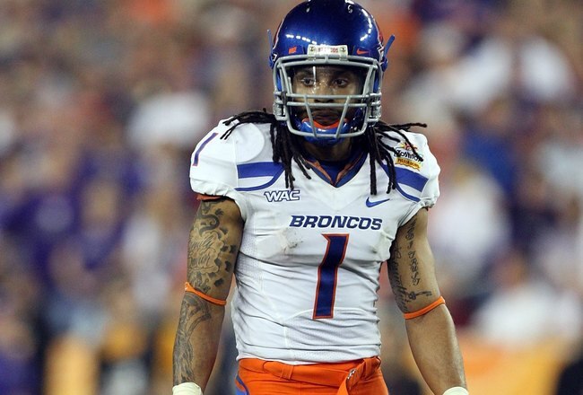 GLENDALE, AZ - JANUARY 04:  Kyle Wilson #1 of the Boise State Broncos looks on against the TCU Horned Frogs during the Tostitos Fiesta Bowl at the Universtity of Phoenix Stadium on January 4, 2010 in Glendale, Arizona.  (Photo by Jed Jacobsohn/Getty Images)
