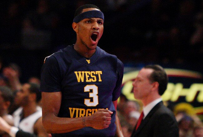 NEW YORK - MARCH 12: Devin Ebanks #3 of the West Virginia Mountaineers reacts between plays against the Pittsburgh Panthers during the quarterfinals of the Big East Tournament at Madison Square Garden on March 12, 2009 in New York City.  (Photo by Jim McIsaac/Getty Images)