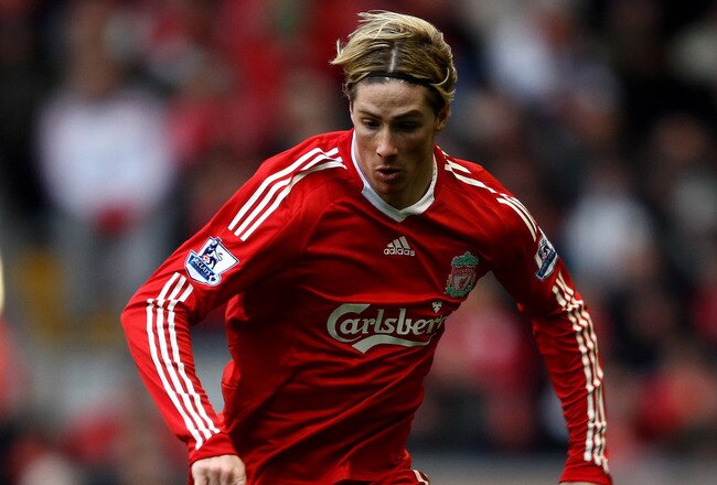 LIVERPOOL, ENGLAND - FEBRUARY 28:  Fernando Torres of Liverpool in action during the Barclays Premier League match between Liverpool and Blackburn Rovers at Anfield on February 28, 2010 in Liverpool, England.  (Photo by Clive Brunskill/Getty Images)