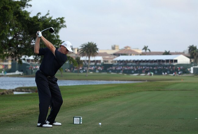 DORAL, FL - MARCH 11:  Ernie Els of South Africa tees off on the 18th tee box during round one of the 2010 WGC-CA Championship at the TPC Blue Monster at Doral on March 11, 2010 in Doral, Florida.  (Photo by Scott Halleran/Getty Images)