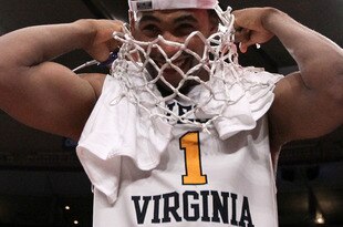NEW YORK - MARCH 13:  Da'Sean Butler #1 of the West Virginia Mountaineers cuts down the net after defeating the Georgetown Hoyas in the championship of the 2010 NCAA Big East Tournament at Madison Square Garden on March 13, 2010 in New York City.  (Photo by Jim McIsaac/Getty Images)