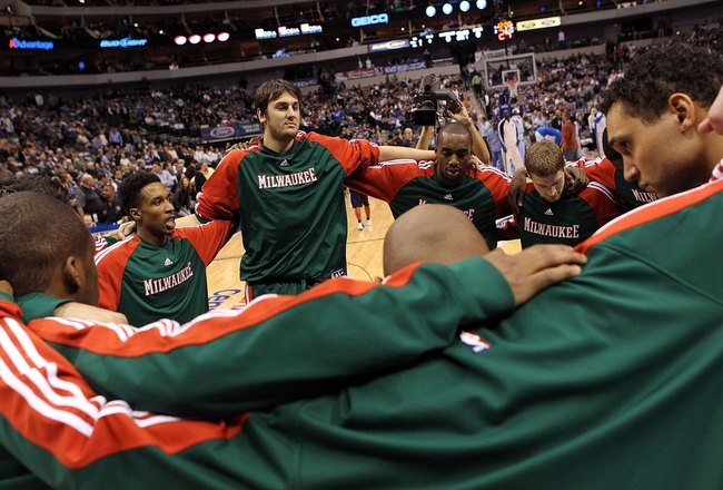 DALLAS - JANUARY 26:  The Milwaukee Bucks huddle before a game against the Dallas Mavericks on January 26, 2010 at American Airlines Center in Dallas, Texas.  NOTE TO USER: User expressly acknowledges and agrees that, by downloading and/or using this Photograph, user is consenting to the terms and conditions of the Getty Images License Agreement.  (Photo by Ronald Martinez/Getty Images)