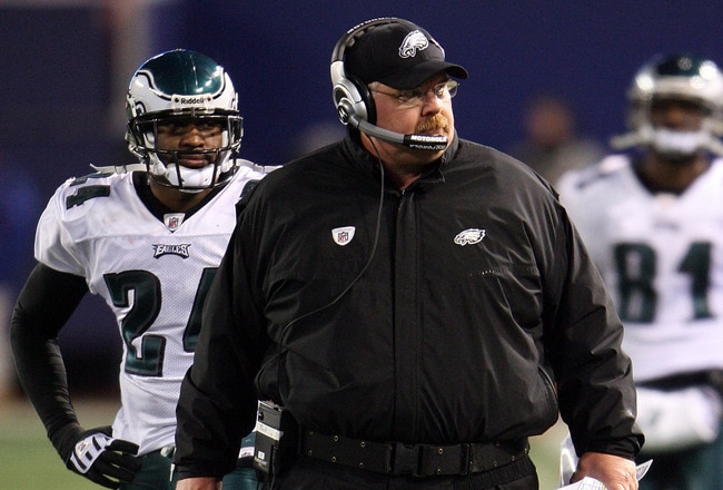 EAST RUTHERFORD, NJ - DECEMBER 13:  Head coach Andy Reid of the Philadelphia Eagles looks on from the sidelines against the New York Giants at Giants Stadium on December 13, 2009 in East Rutherford, New Jersey.  (Photo by Michael Heiman/Getty Images)