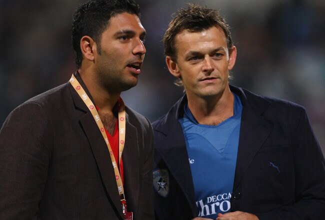 CAPE TOWN, SOUTH AFRICA - APRIL 18:  Kings XI Punjab captain Youvraj Singh and Deccan Chargers captain Adam Gilchrist have a chat during the IPL T20 match between Rajasthan Royals and Royal Challengers Bangalore at Newlands Cricket Ground on April 18, 2009 in Cape Town, South Africa.  (Photo by Tom Shaw/Getty Images)